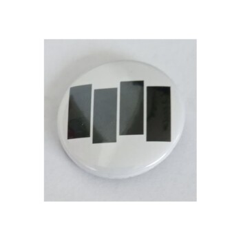 Przypinka. Black Flag