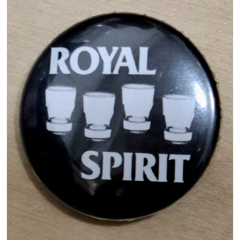 Przypinka. Royal Spirit - nikłe szanse