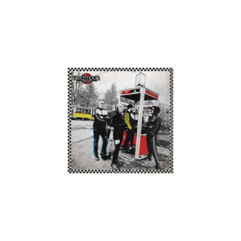 LP. Red Moon Heroes "Strike back"