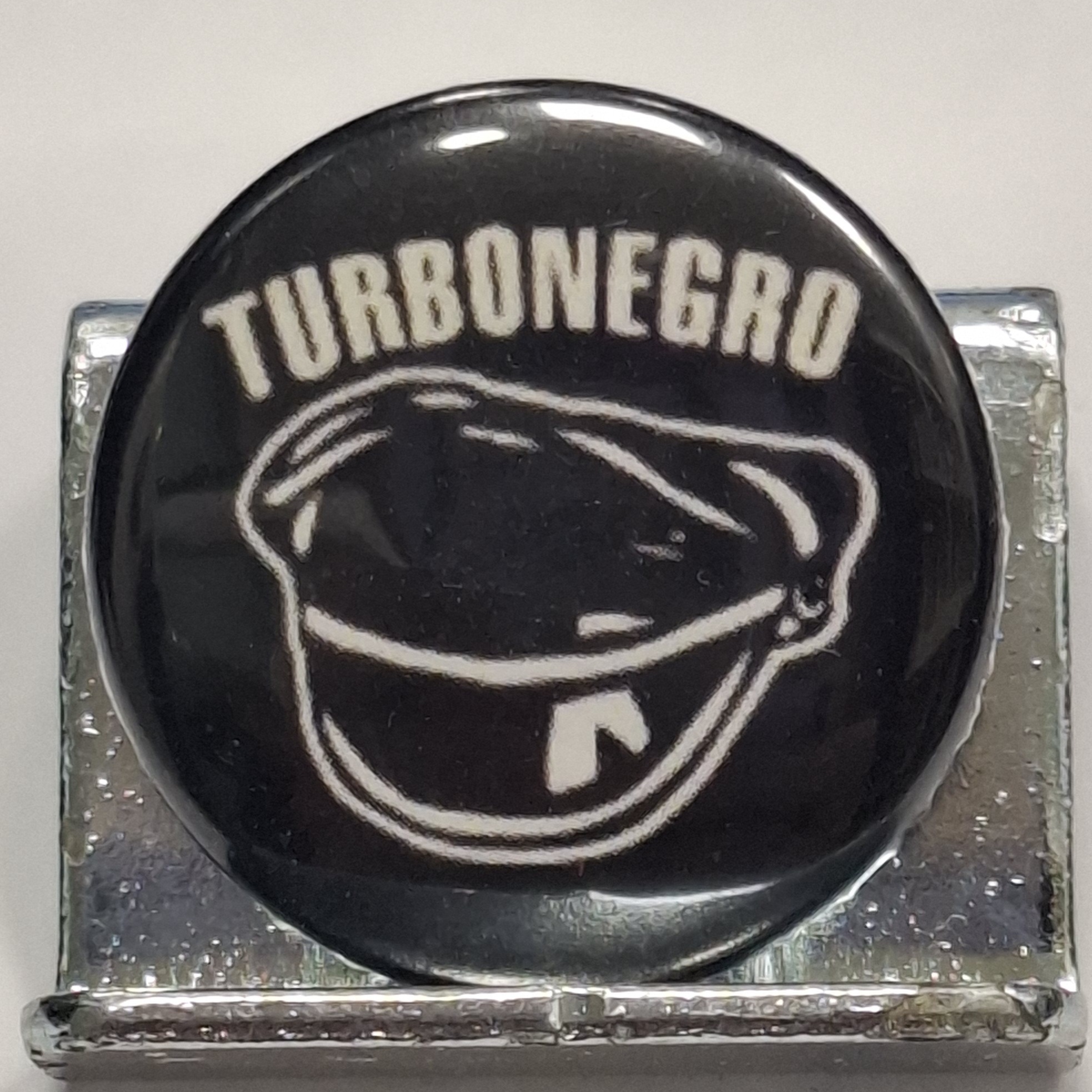 Przypinka. 53. Turbonegro
