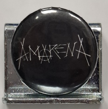 Przypinka. 69. Amarena