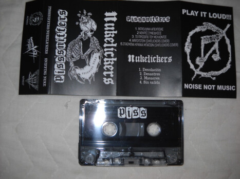 PissSniffers / Nukelickers "Sniffing Nuke" - split