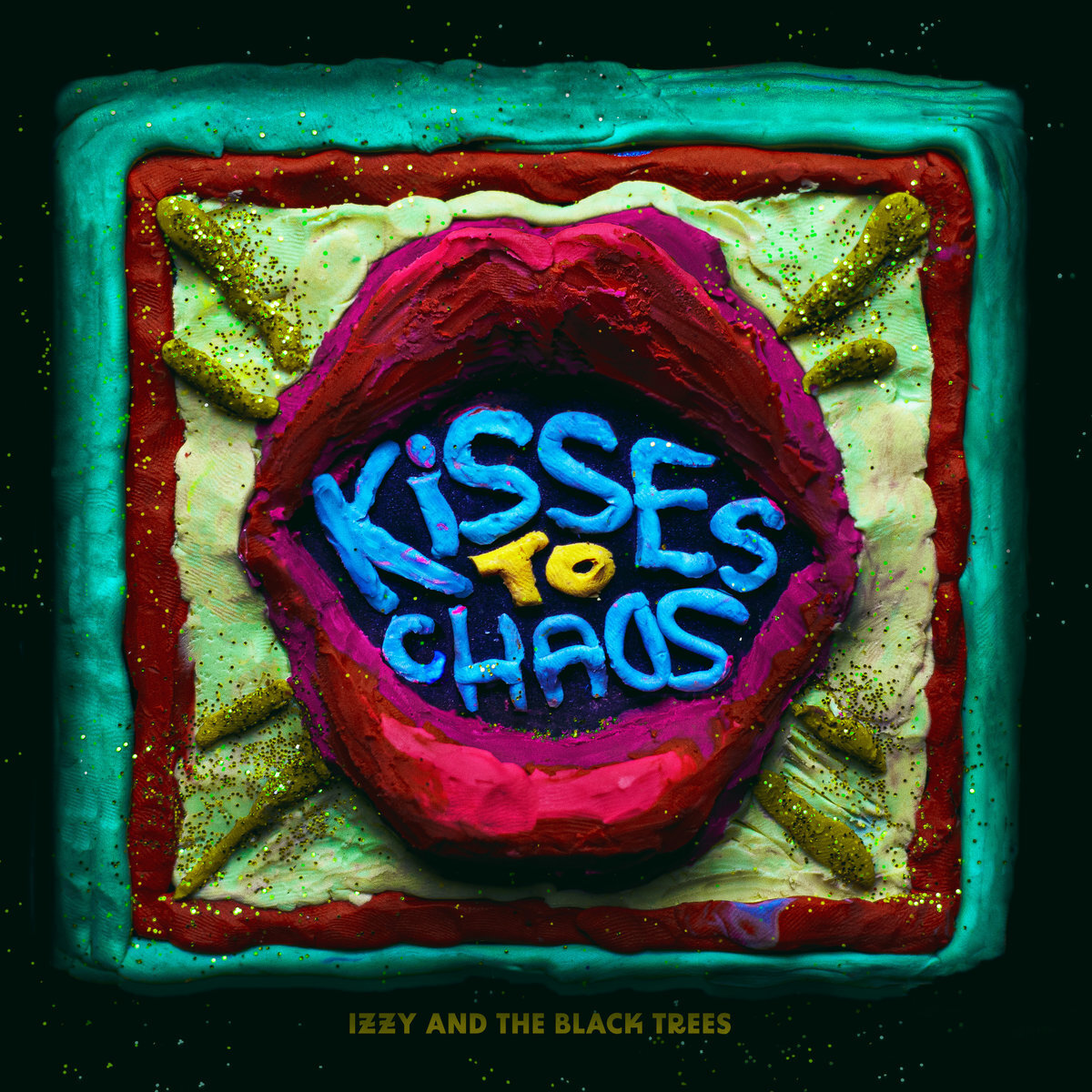 Izzy & The Black Trees 
