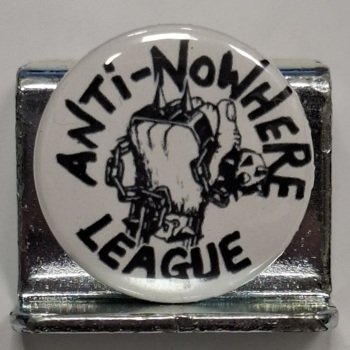 Przypinka. 127. Ati Nowhere League