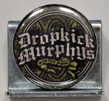 Przypinka. 146. Dropkick Murphys Logo.